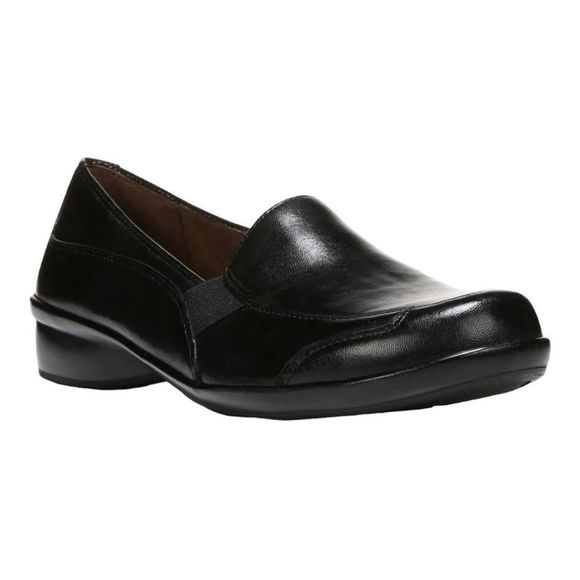 Natural Soul Womens Carryon Black Leather Comfort Slip-On Shoes 9.5 Wide - Picture 1 of 9